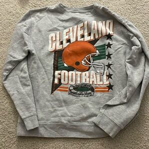 GV artwork Cleveland browns vintage crew neck
